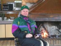 В.Русланов на отдыхе в Турции (у камина после катания на лыжах)